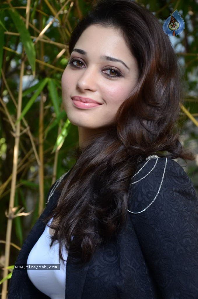 Tamanna New Stills - 33 / 82 photos