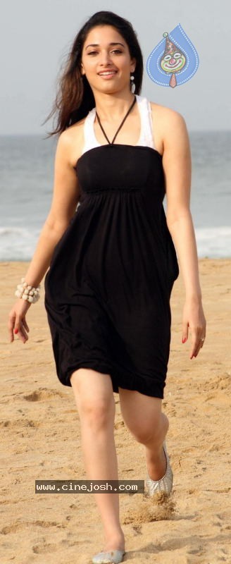 Tamanna Stills - 1 / 40 photos