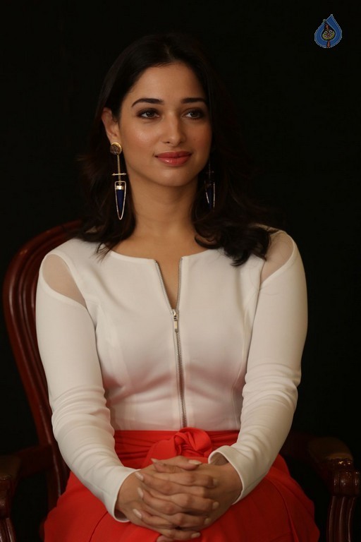 Tamannaah Pics - 37 / 42 photos