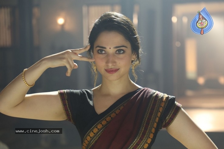 Tamannaah Stills - 1 / 9 photos