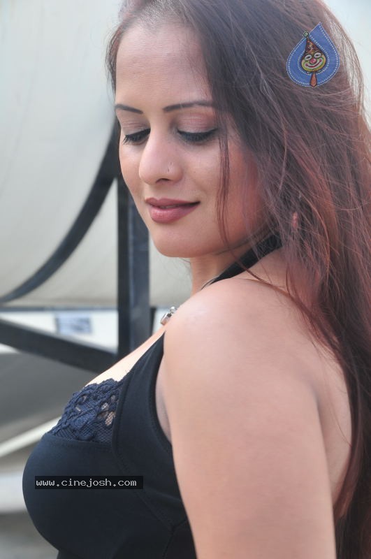 Tanisha Spicy Gallery - 59 / 127 photos