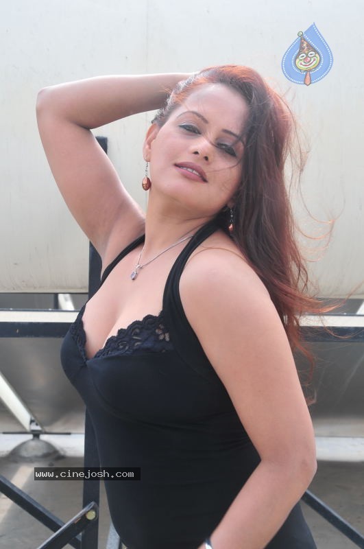 Tanisha Spicy Gallery - 89 / 127 photos