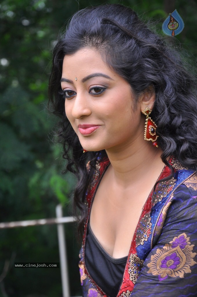 Tanishka Stills - 67 / 74 photos