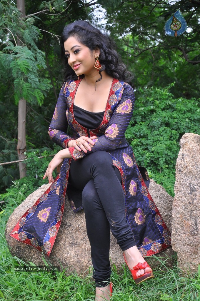 Tanishka Stills - 69 / 74 photos