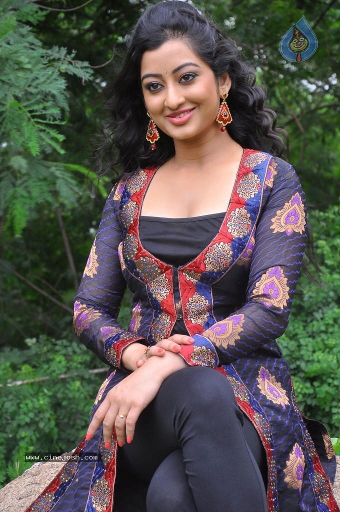 Tanishka Stills - 70 / 74 photos