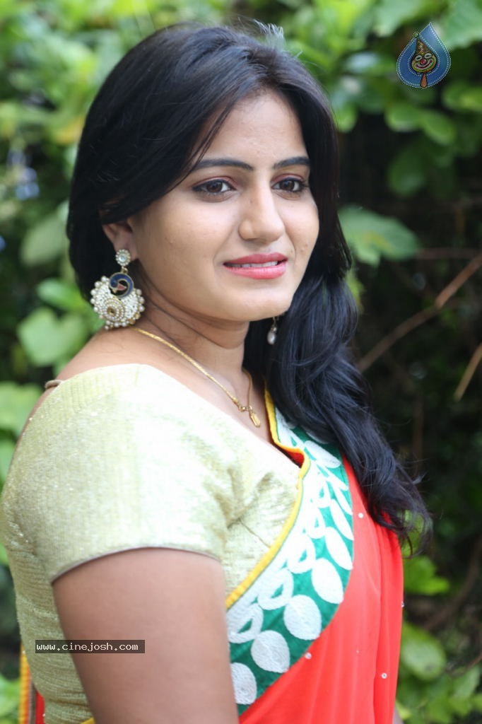 Tanusha Stills - 2 / 102 photos