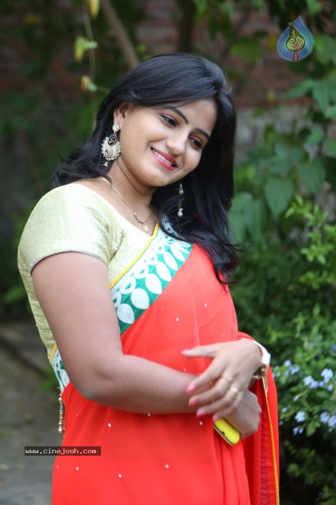 Tanusha Stills - 13 / 102 photos