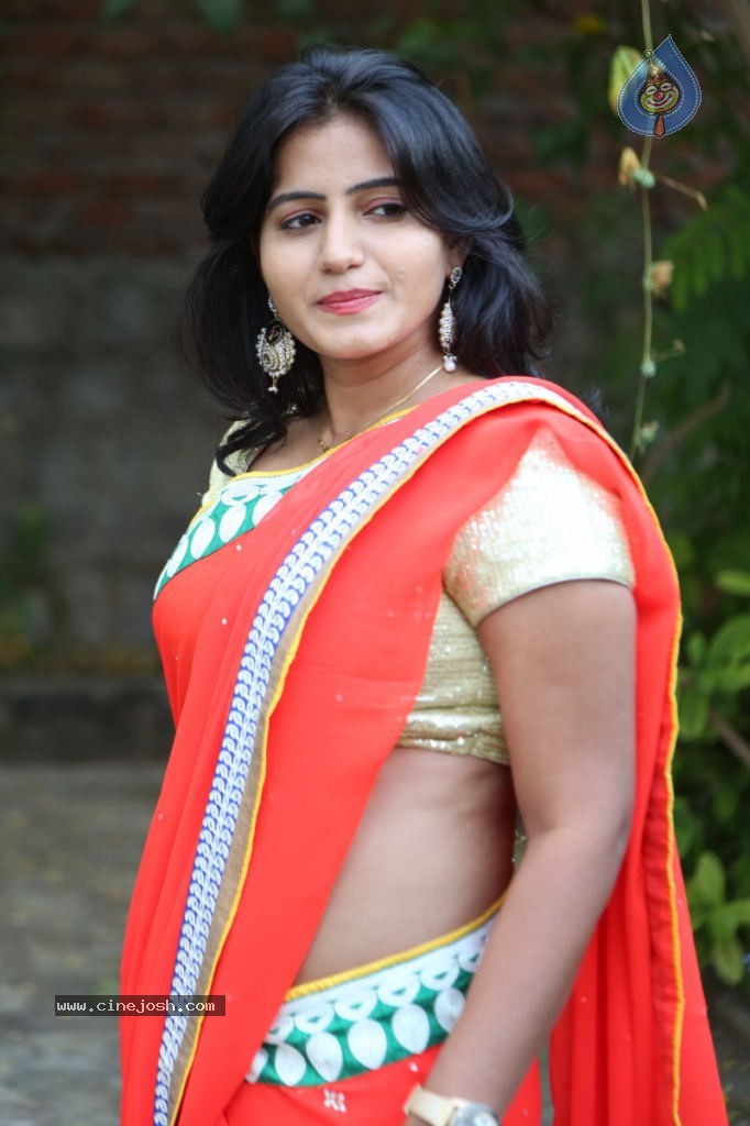 Tanusha Stills - 29 / 102 photos