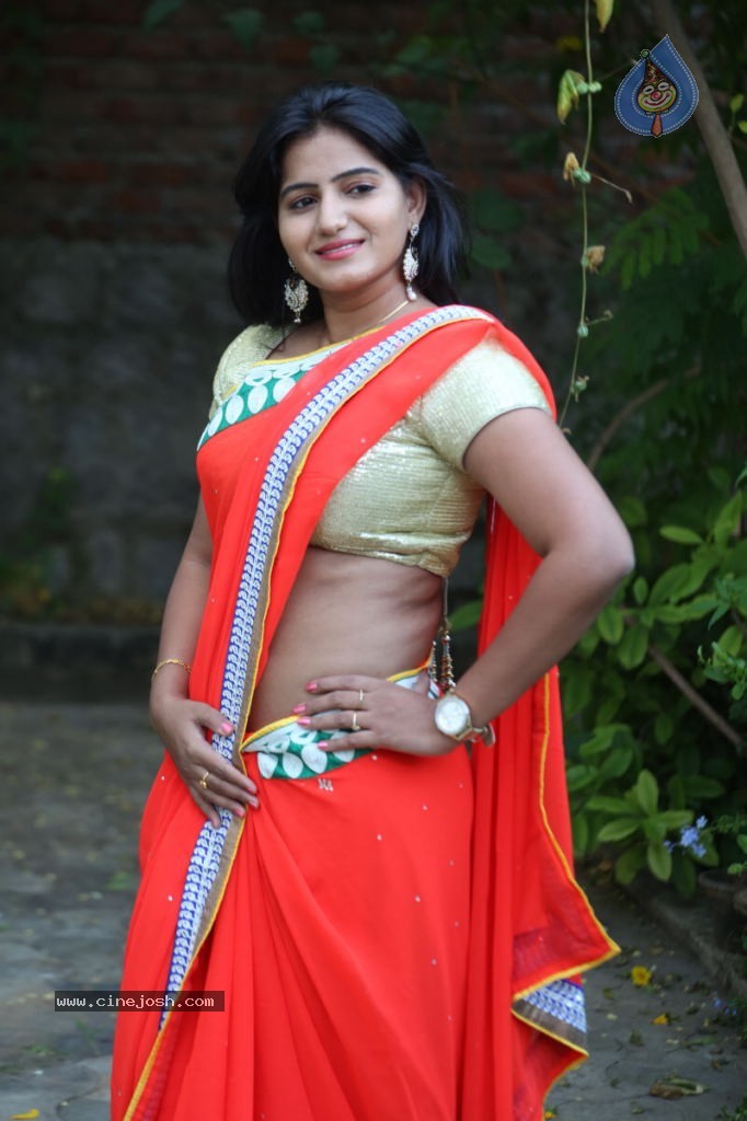 Tanusha Stills - 48 / 102 photos