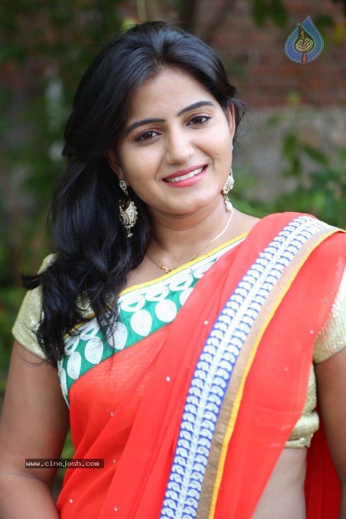 Tanusha Stills - 61 / 102 photos