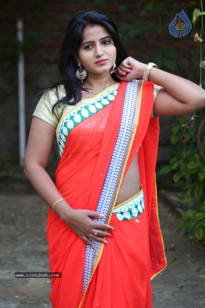 Tanusha Stills - 63 / 102 photos