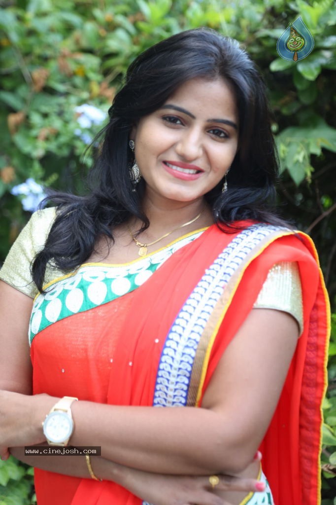 Tanusha Stills - 64 / 102 photos