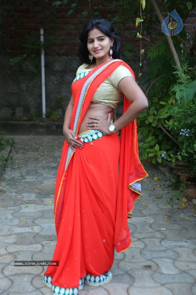 Tanusha Stills - 74 / 102 photos