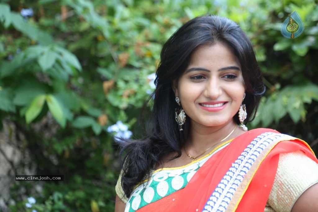 Tanusha Stills - 88 / 102 photos