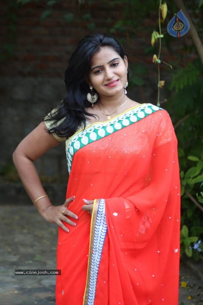 Tanusha Stills - 96 / 102 photos