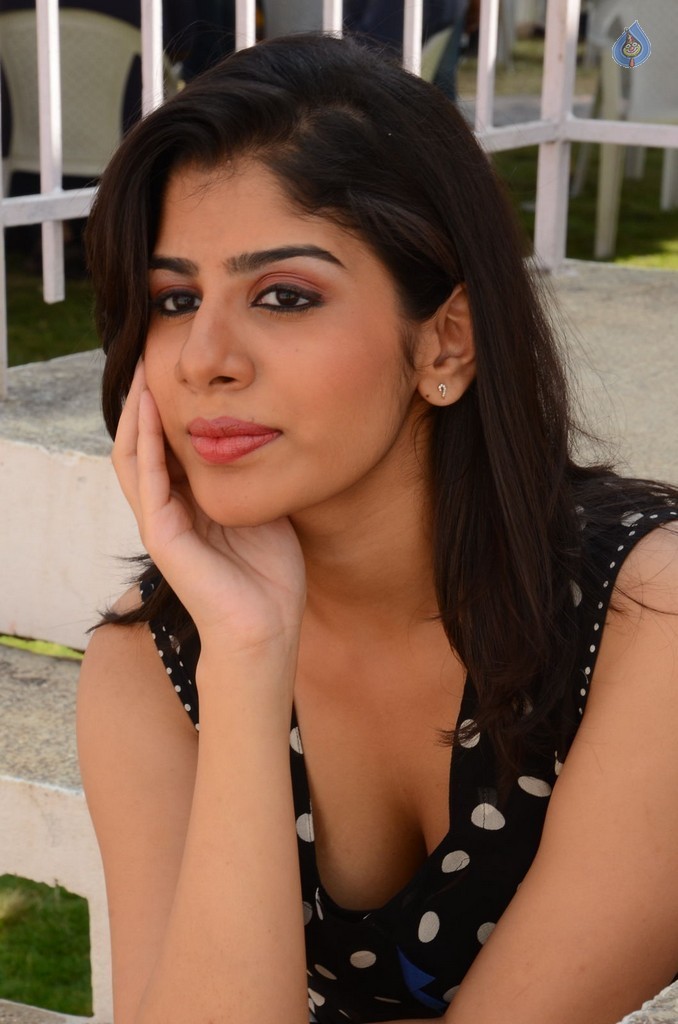 Tanya New Photos - 31 / 41 photos