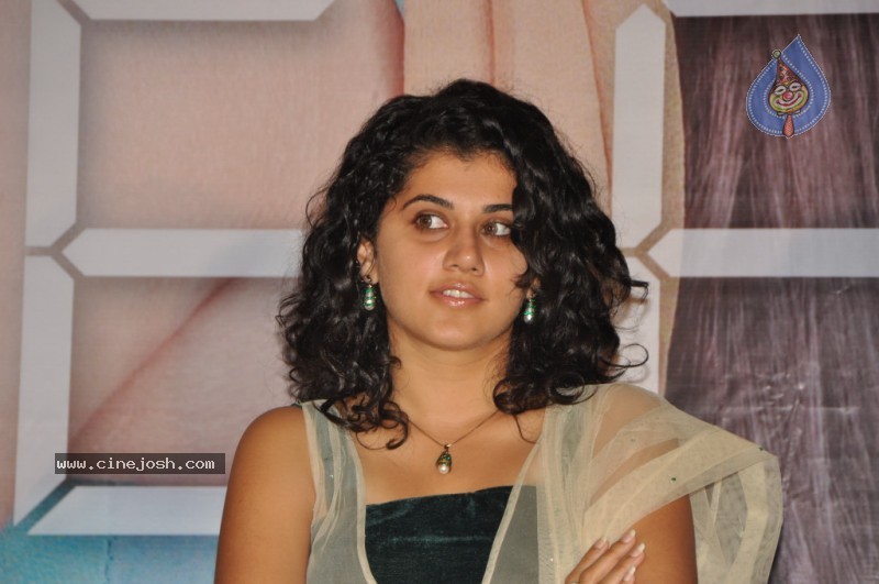 Tapsee Latest Gallery - 5 / 64 photos