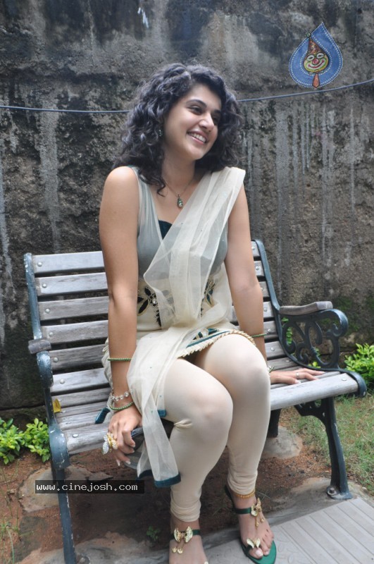 Tapsee Latest Gallery - 38 / 64 photos