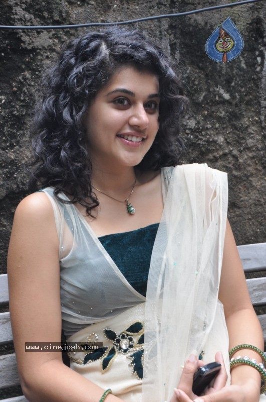 Tapsee Latest Gallery - 47 / 64 photos