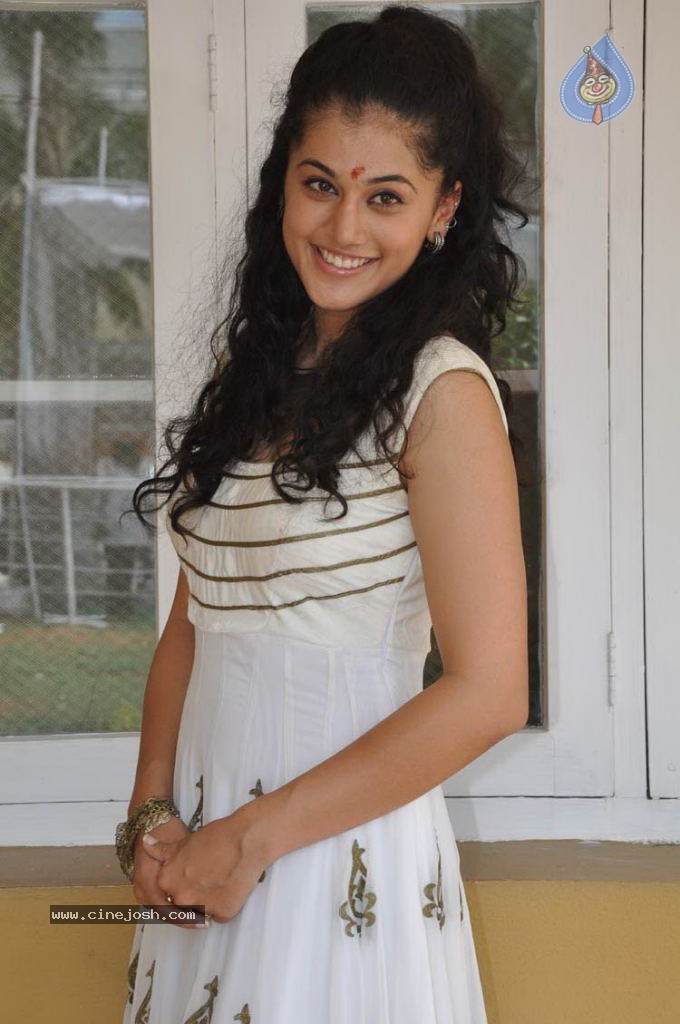 Tapsee Latest Photos - 8 / 65 photos