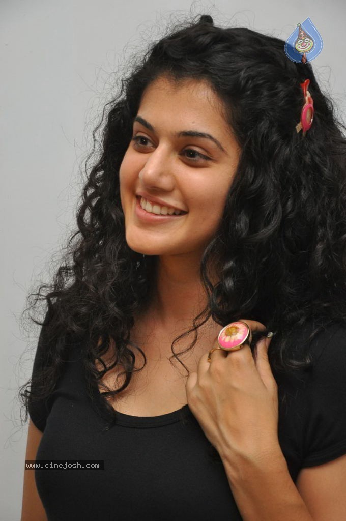 Tapsee Latest Stills - 1 / 72 photos