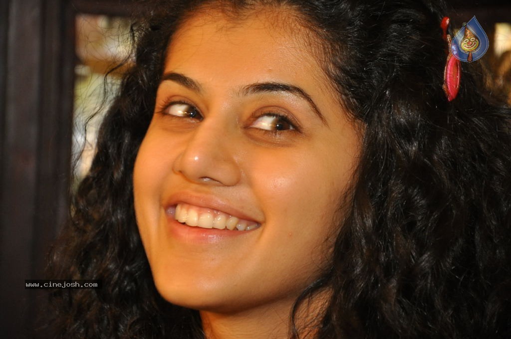 Tapsee Latest Stills - 56 / 72 photos