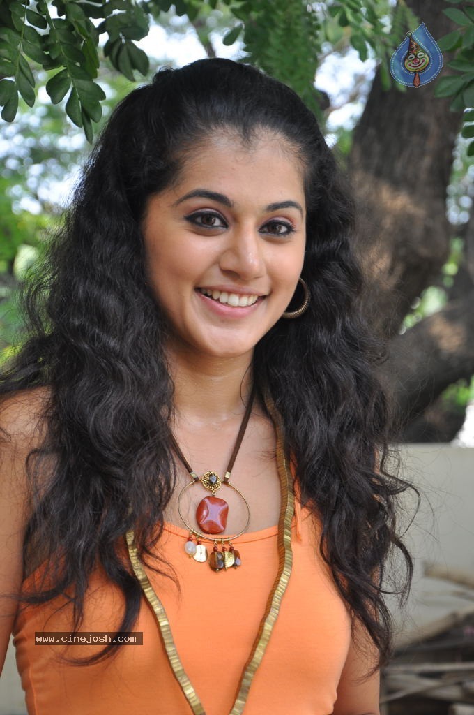 Tapsee Latest Stills - 52 / 52 photos