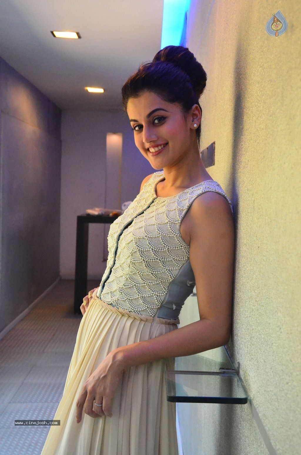 Tapsee New Photos - 23 / 27 photos