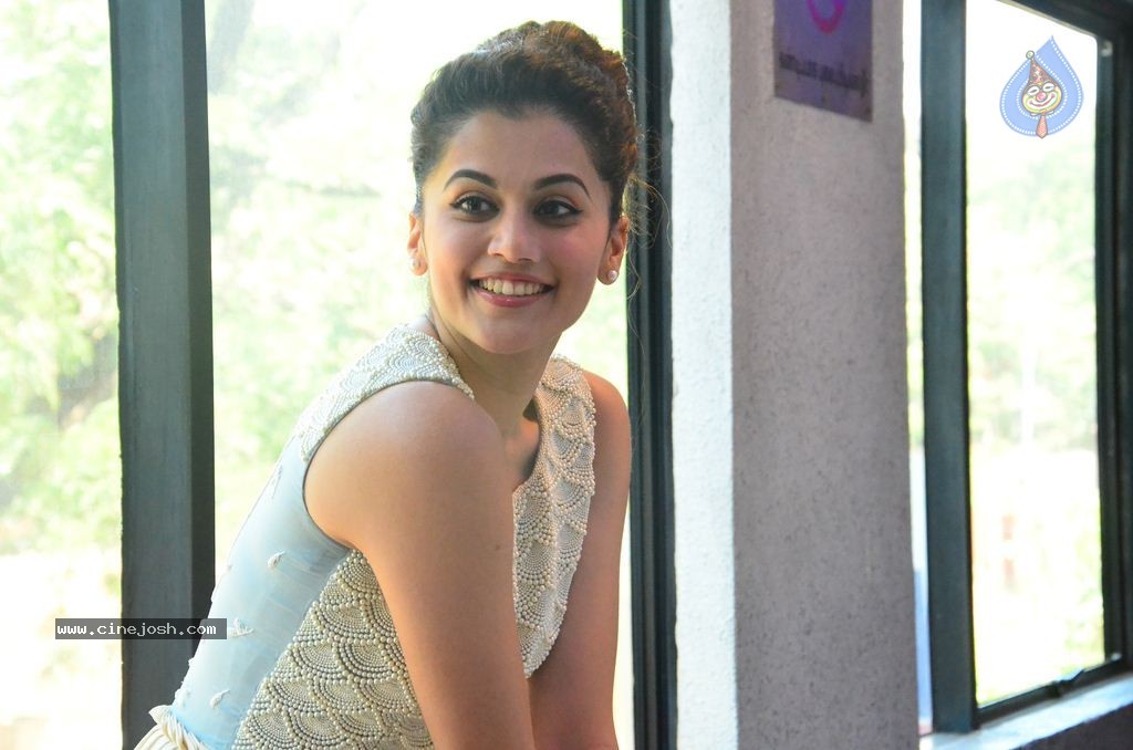 Tapsee New Photos - 24 / 27 photos