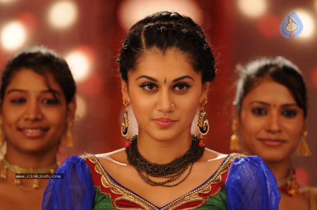 Tapsee Spicy Stills - 75 / 93 photos