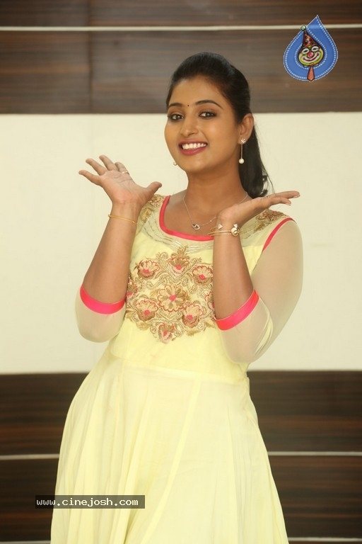 Teja Reddy Pics - 12 / 17 photos