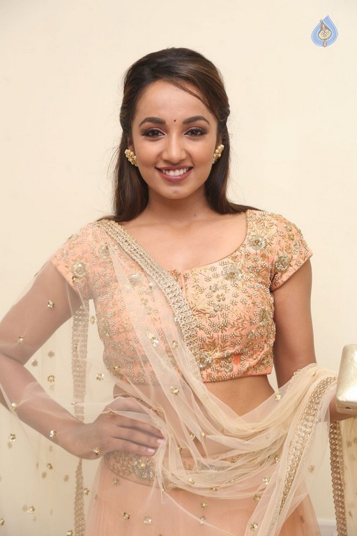 Tejaswi Latest Photos - 10 / 41 photos