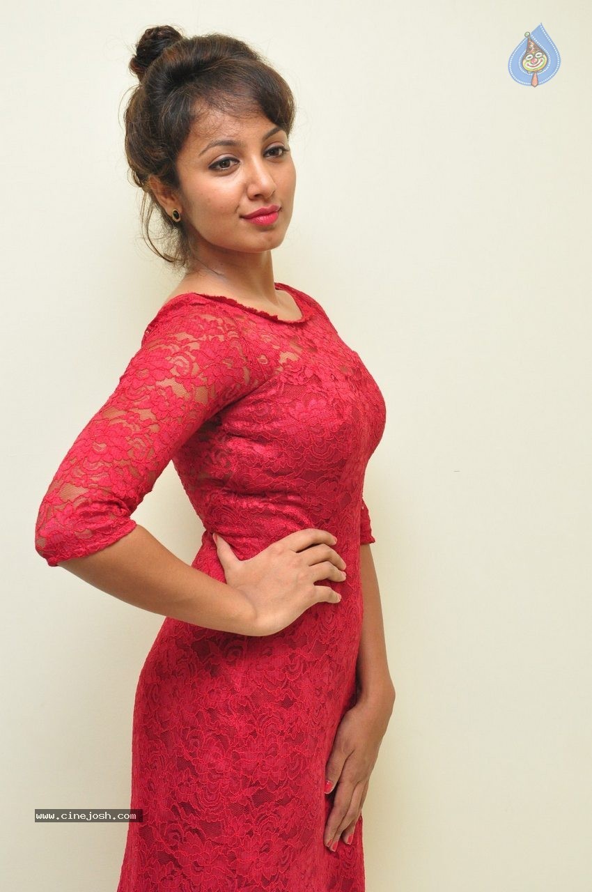 Tejaswi Latest Photos - 7 / 79 photos