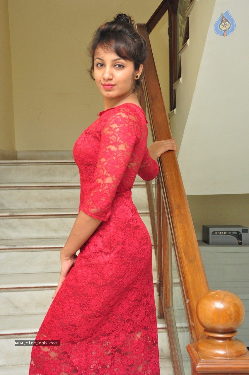 Tejaswi Latest Photos - 36 / 79 photos