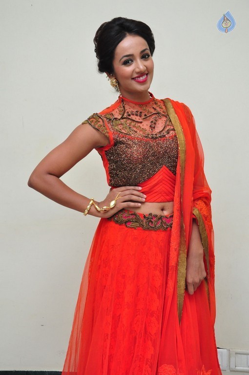 Tejaswi Madivada Photos - 16 / 54 photos