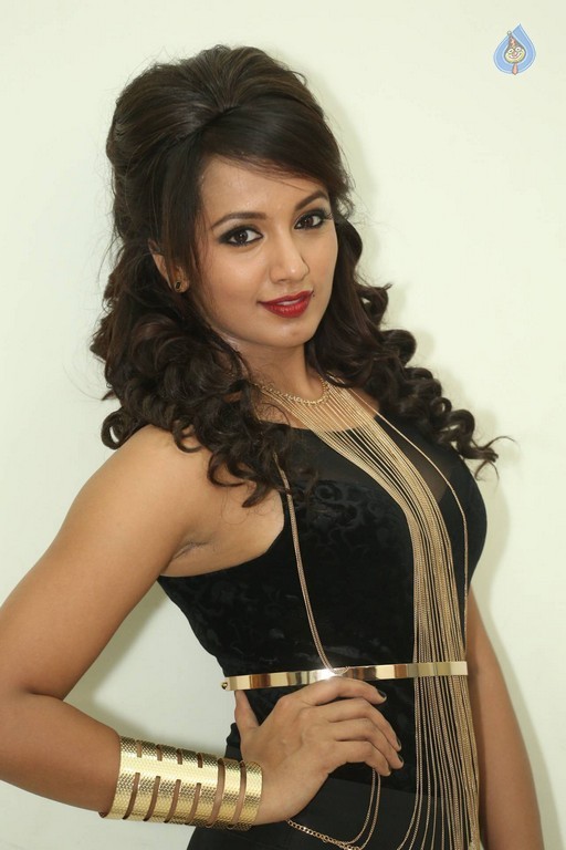 Tejaswi Madivada Pics - 19 / 60 photos