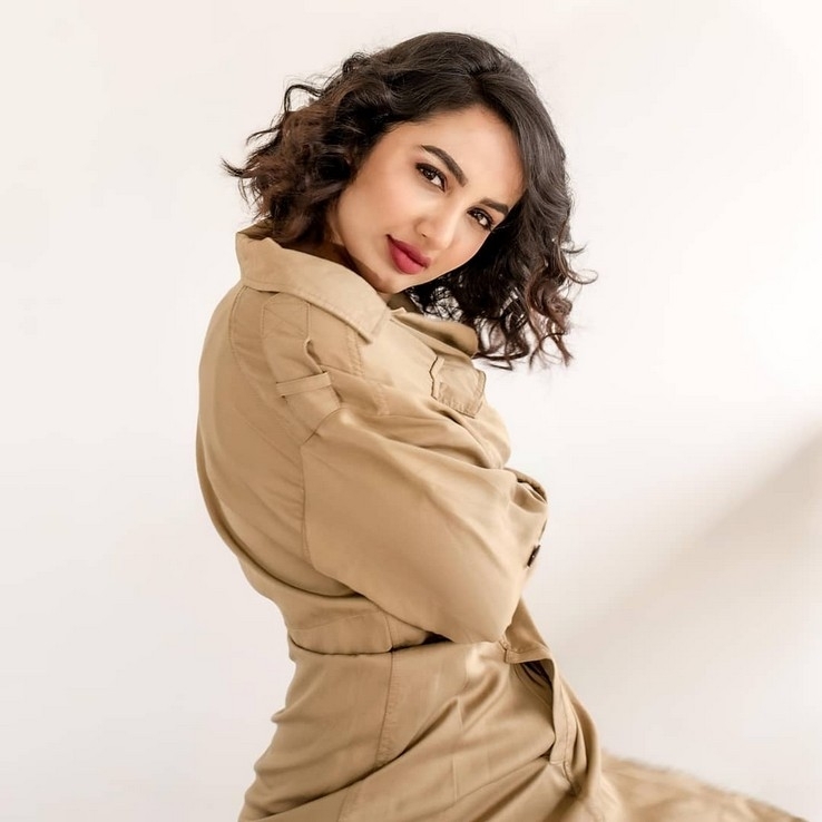 Tejaswi Madivada Stills - 1 / 12 photos