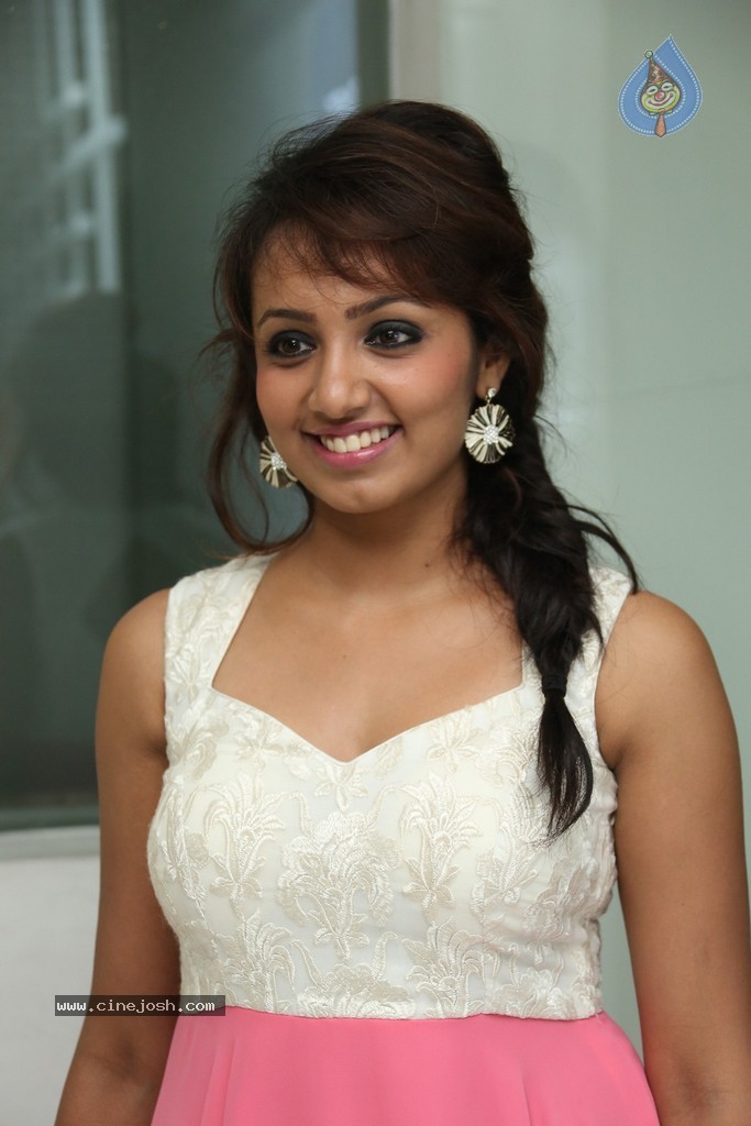 Tejaswi New Photos - 28 / 44 photos