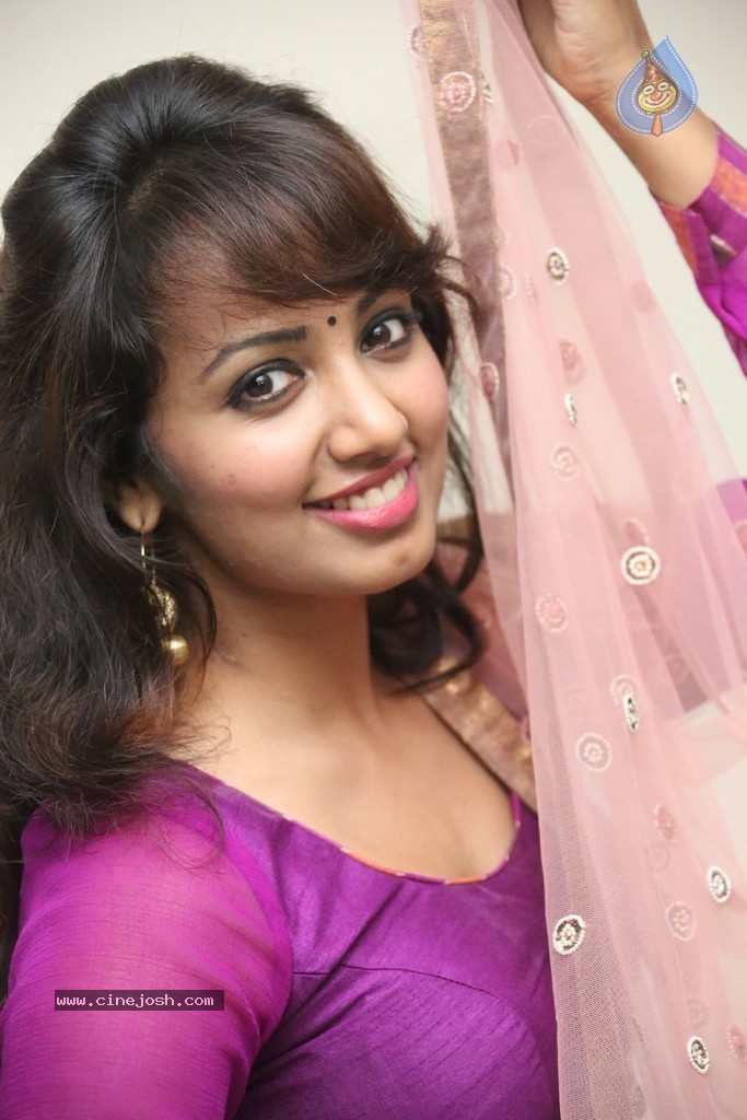 Tejaswi New Pics - 11 / 94 photos