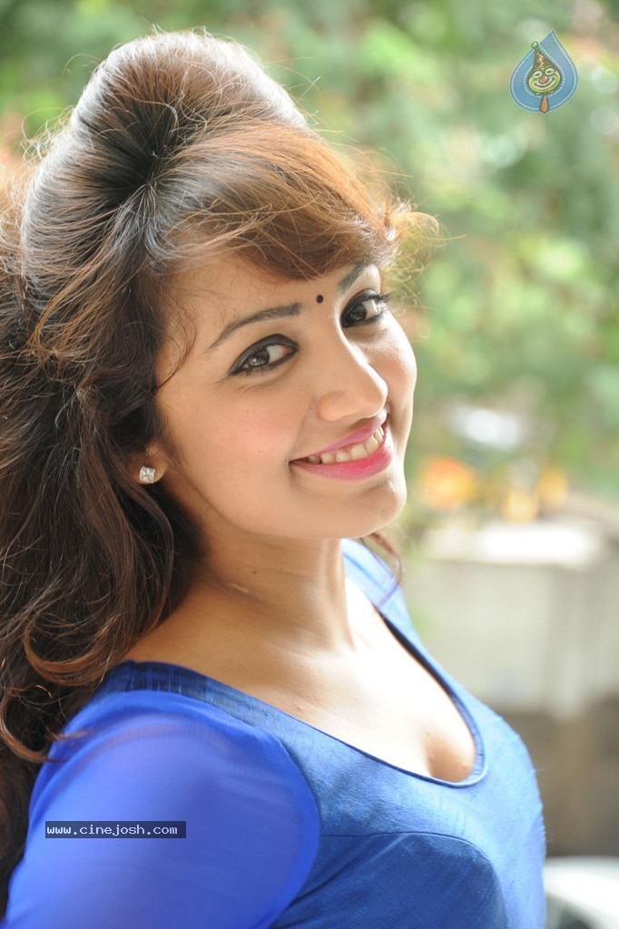 Tejaswi New Stills - 14 / 222 photos