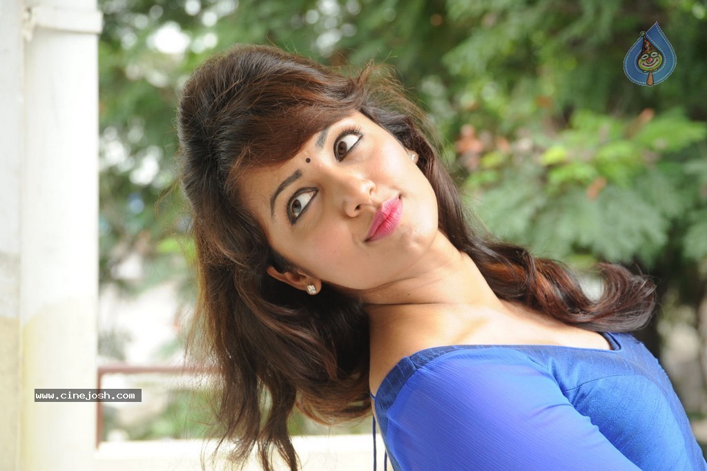 Tejaswi New Stills - 72 / 222 photos