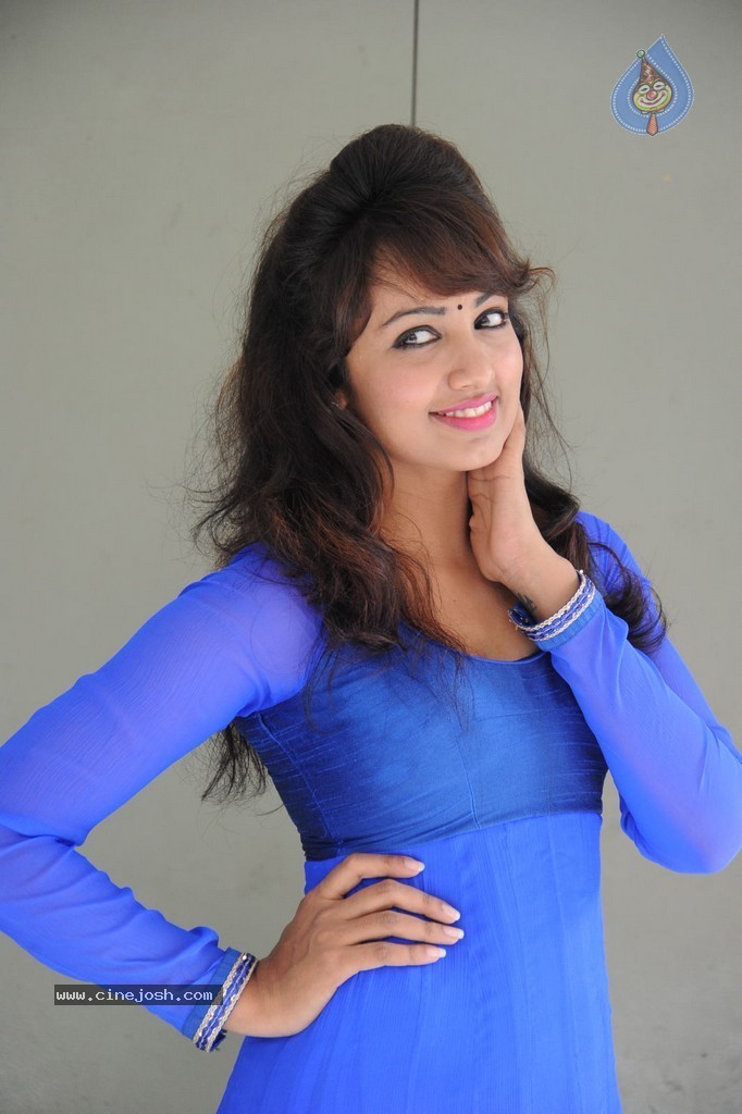 Tejaswi New Stills - 86 / 222 photos