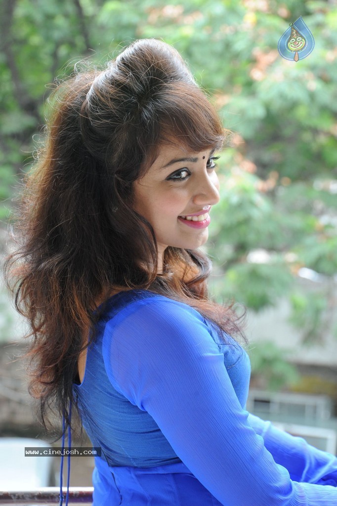 Tejaswi New Stills - 144 / 222 photos