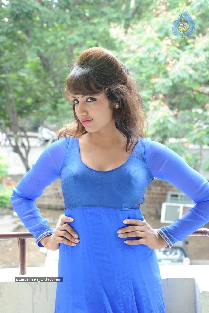 Tejaswi New Stills - 179 / 222 photos