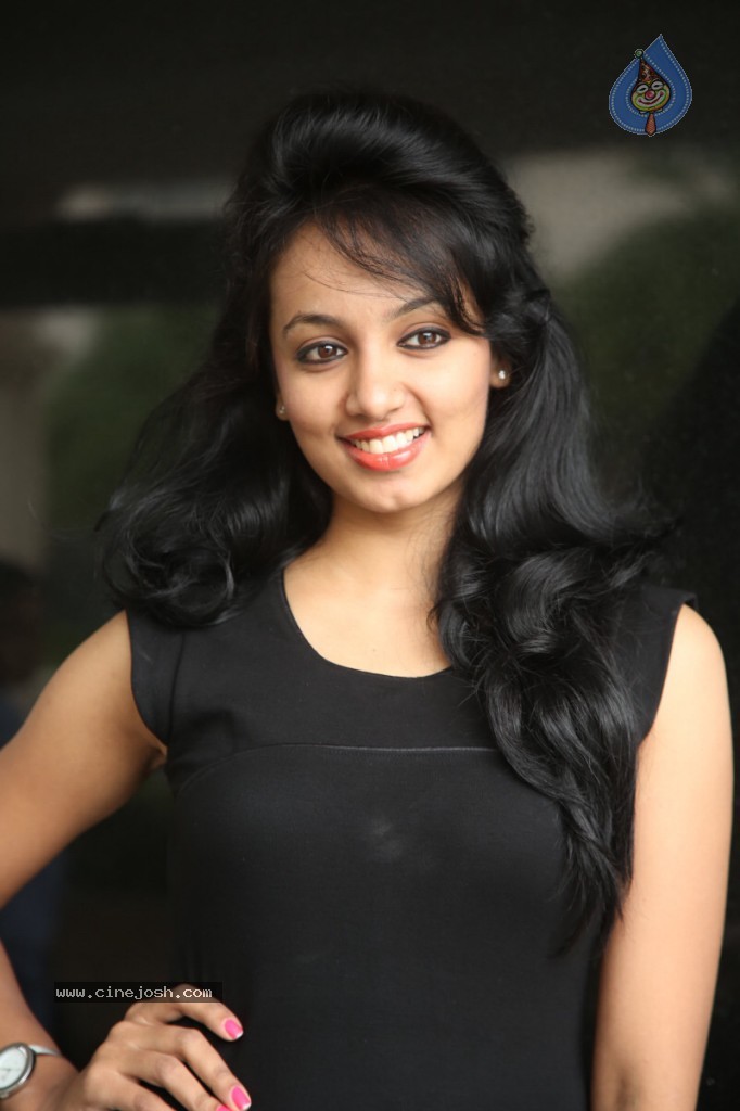 Tejaswi New Stills - 56 / 88 photos