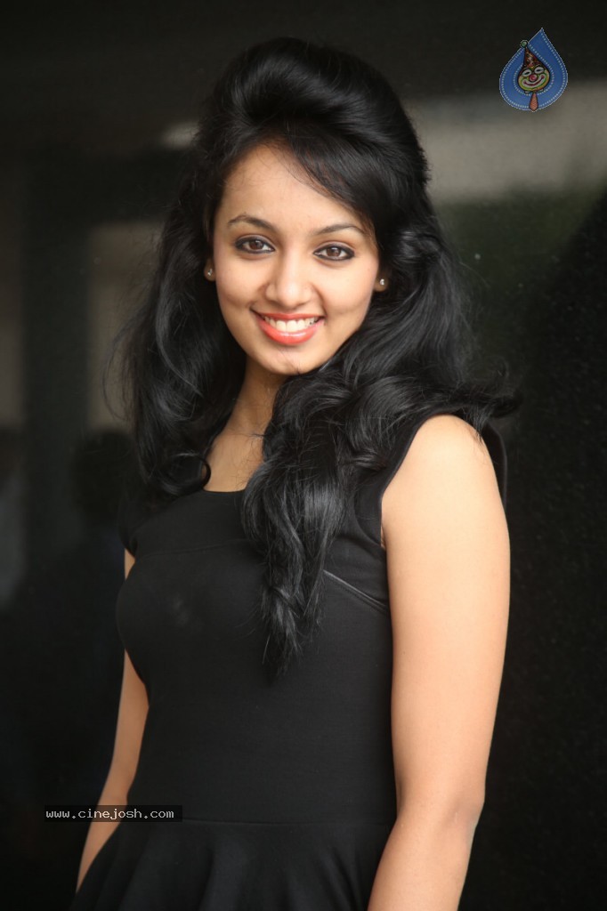 Tejaswi New Stills - 84 / 88 photos