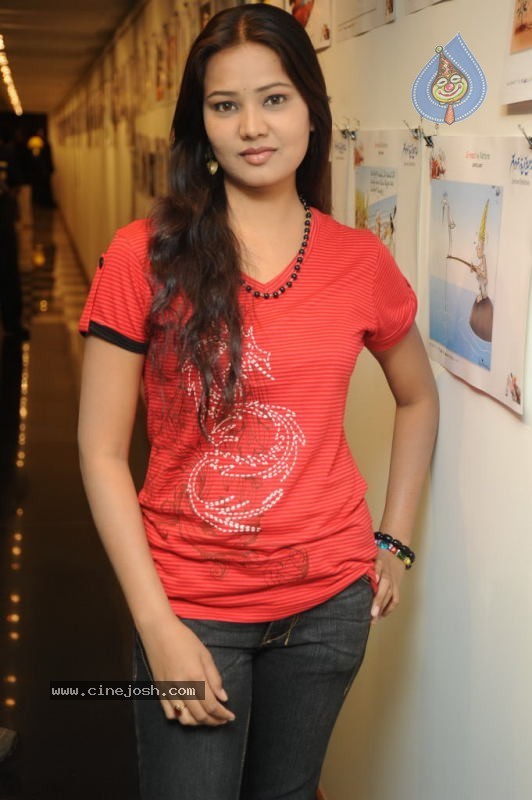 Thanmayi Latest Stills - 15 / 55 photos