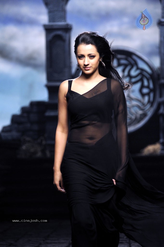 Trisha Hot Gallery - 34 / 83 photos