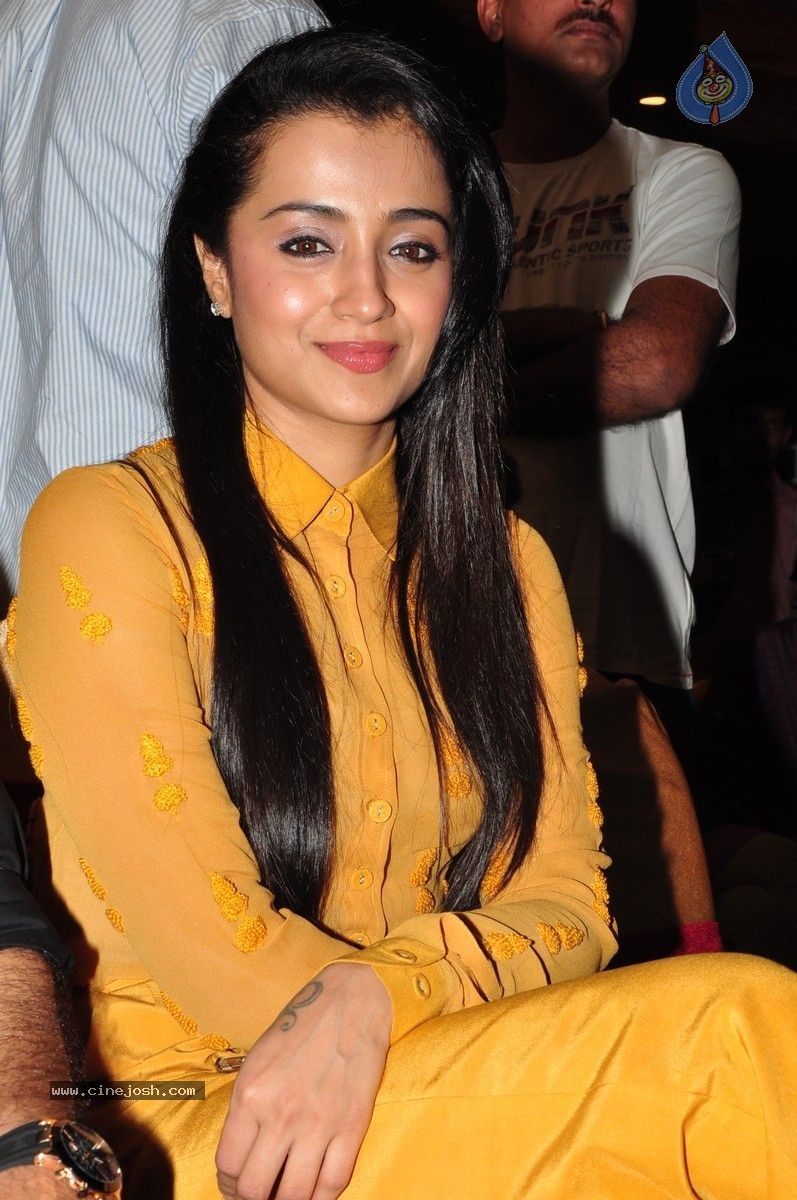 Trisha Photos - 13 / 56 photos