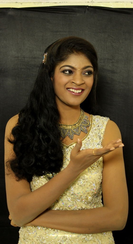 Twinkle Gupta Stills - 12 / 29 photos